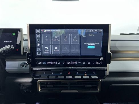 Used 2024 GMC Hummer EV 2X w/ Extreme Off-Road Package image 13