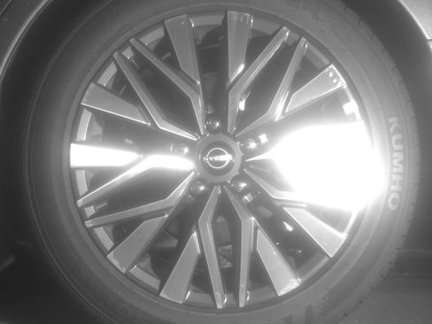 Used 2025 Nissan Altima 2.5 SV image 14