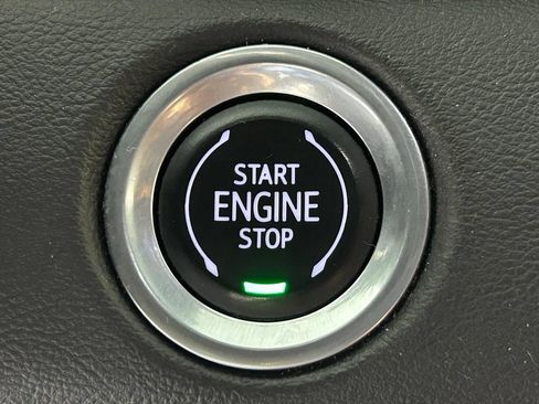 Used 2021 Cadillac Escalade Luxury AWD/4WD image 27