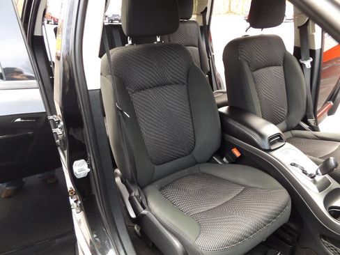 Used 2012 Dodge Journey SXT image 22