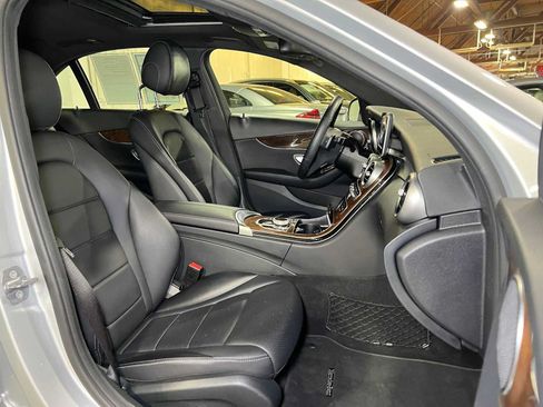 Certified 2018 Mercedes-Benz C 300 4MATIC Sedan image 12