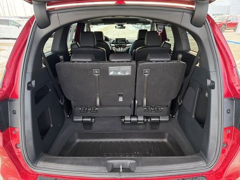 Certified 2023 Honda Odyssey Sport image 13