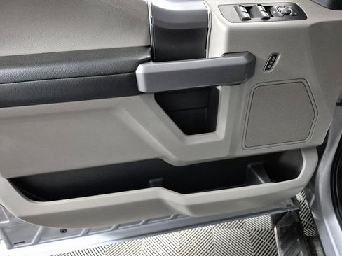 Used 2020 Ford F150 XLT w/ Equipment Group 302A Luxury image 13