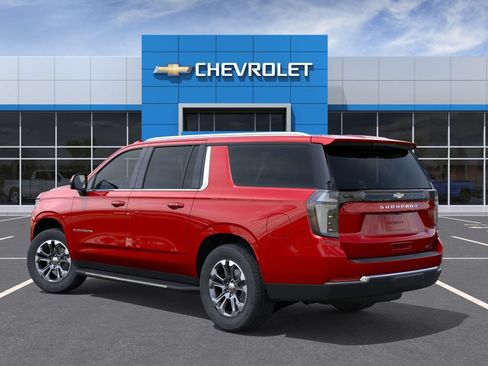 New 2026 Chevrolet Suburban LT w/ Comfort Package AWD/4WD image 3