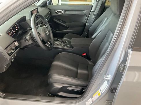Certified 2025 Honda Civic Sport image 3
