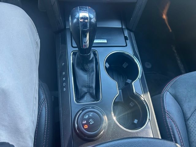 Used 2019 Ford Explorer XLT w/ Equipment Group 202A AWD/4WD image 28