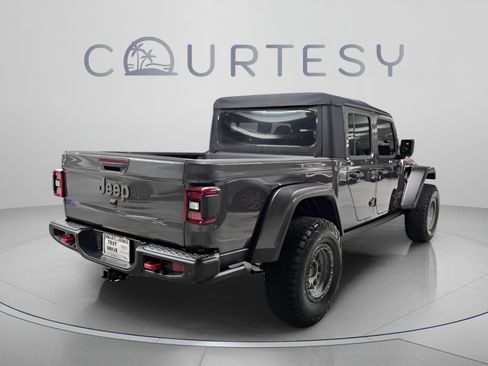 Certified 2020 Jeep Gladiator Rubicon AWD/4WD image 5