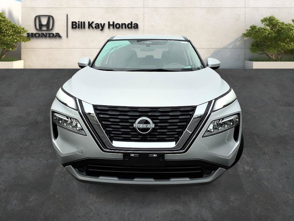 Used 2023 Nissan Rogue SV AWD/4WD image 9
