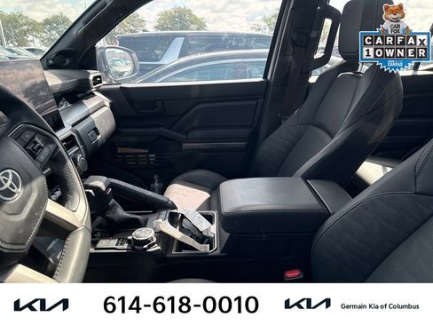 Used 2025 Toyota 4Runner TRD Off-Road Premium AWD/4WD image 9