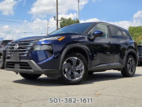 Used 2025 Nissan Rogue SV FWD image 24