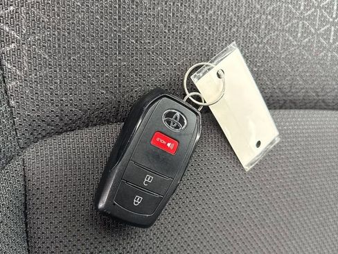 Used 2025 Toyota 4Runner SR5 image 33