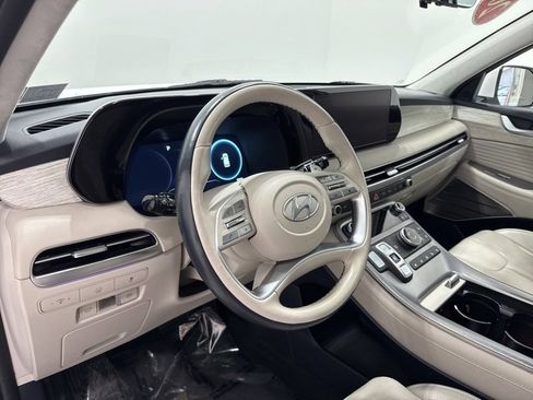 Used 2024 Hyundai Palisade Calligraphy image 25