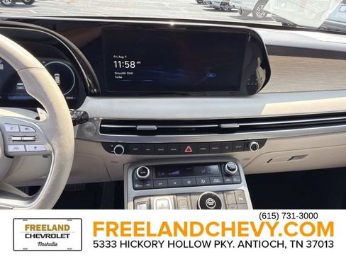 Used 2023 Hyundai Palisade Limited FWD image 30