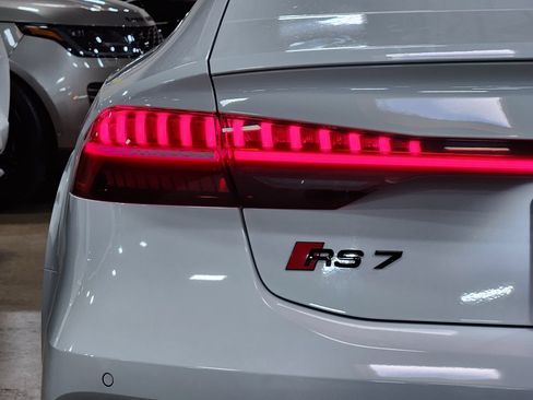 Used 2023 Audi RS 7 Sportback w/ Black Optic Package AWD/4WD image 20