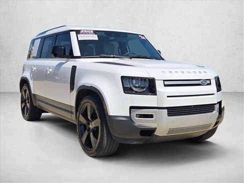 Used 2024 Land Rover Defender 110 S AWD/4WD image 3