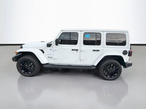 Used 2024 Jeep Wrangler Unlimited Sahara AWD/4WD image 6