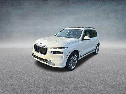 Used 2023 BMW X7 xDrive40i AWD/4WD image 6