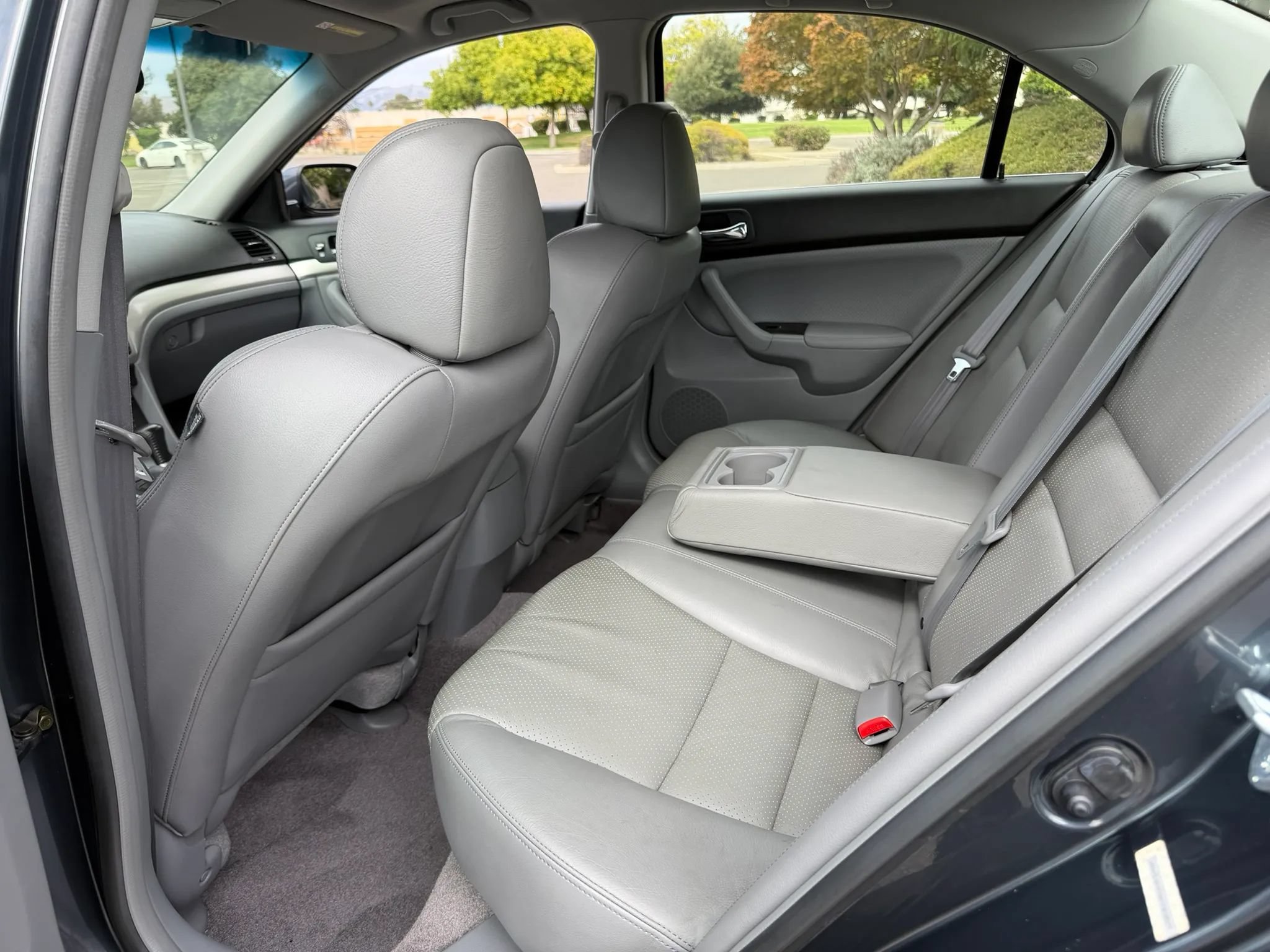 Used 2004 Acura TSX FWD image 9