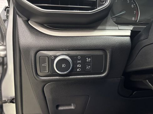 Used 2021 Ford Explorer XLT w/ Equipment Group 202A image 26