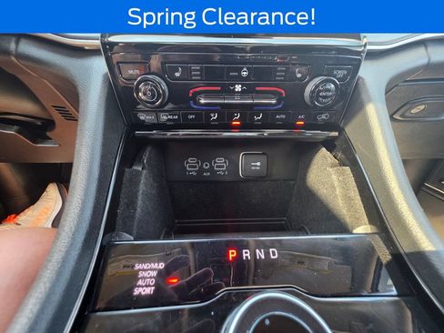 Used 2022 Jeep Grand Cherokee Limited AWD/4WD image 31