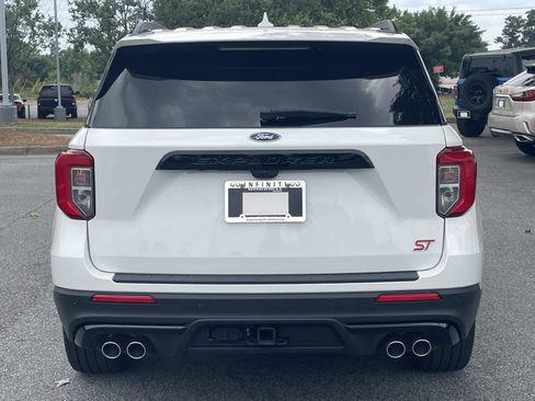 Used 2024 Ford Explorer ST w/ Equipment Group 401A AWD/4WD image 3