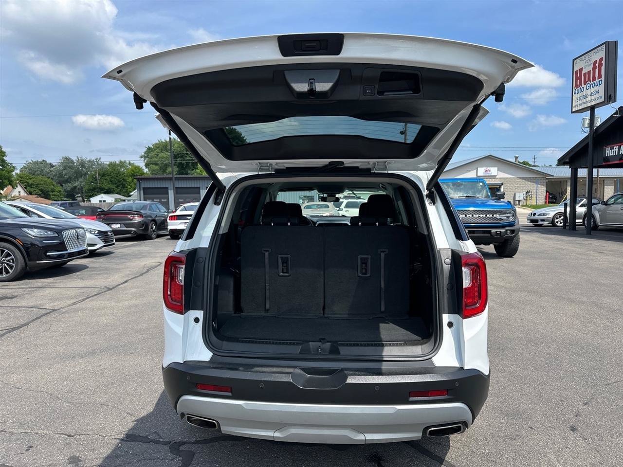 Used 2023 GMC Acadia SLE w/ Driver Convenience Package AWD/4WD image 11