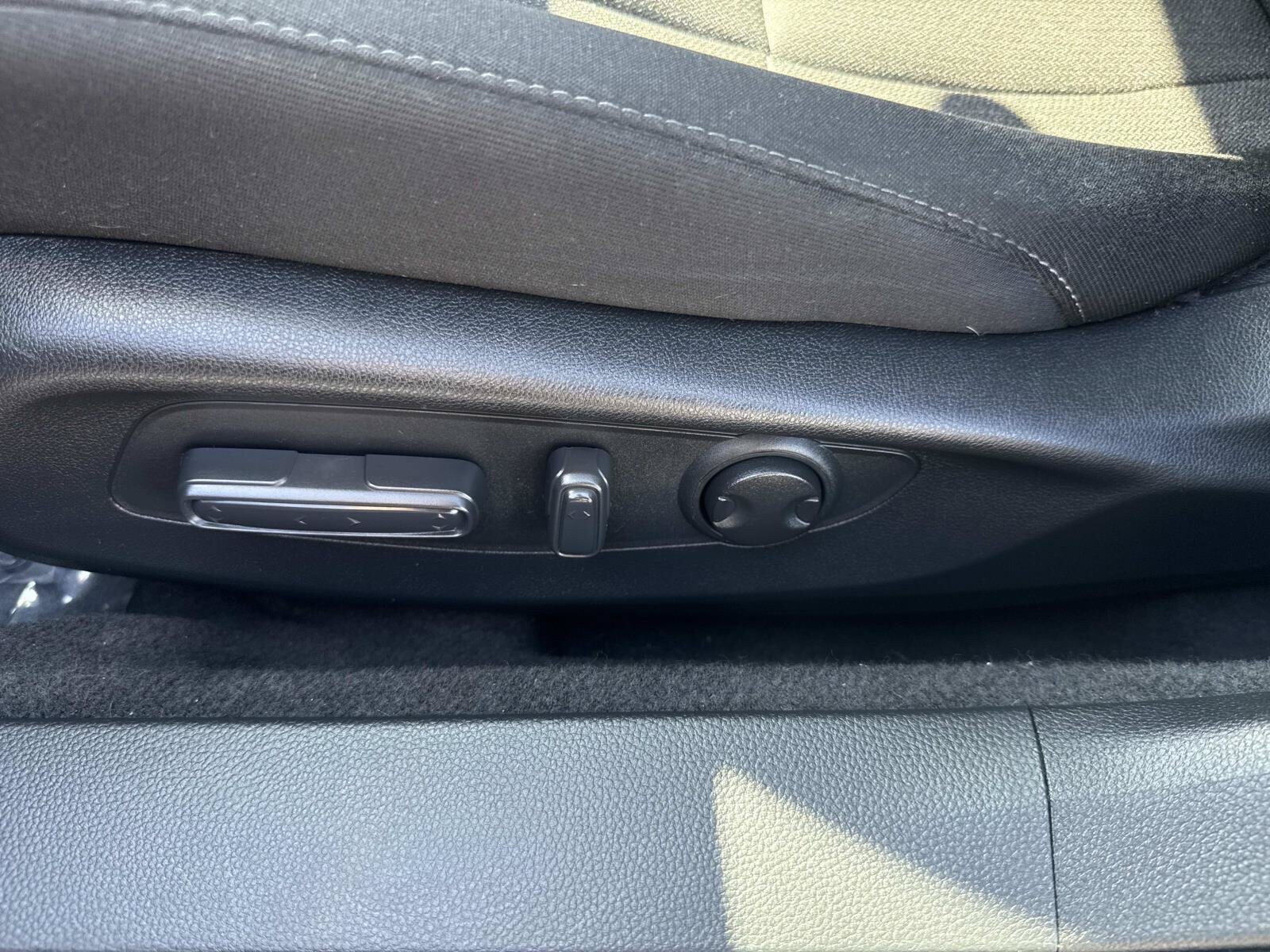 Used 2025 Honda Accord SE image 19