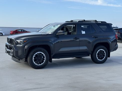New 2026 Toyota 4Runner TRD Off-Road Premium AWD/4WD image 11