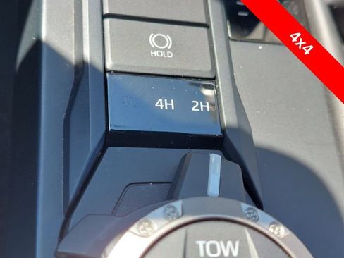 Used 2025 Toyota Tacoma TRD Off-Road AWD/4WD image 13