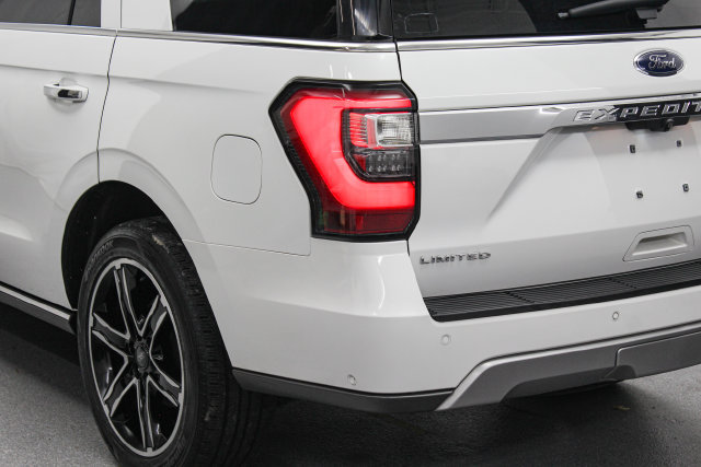 Used 2020 Ford Expedition Limited w/ Special Edition Package AWD/4WD image 7