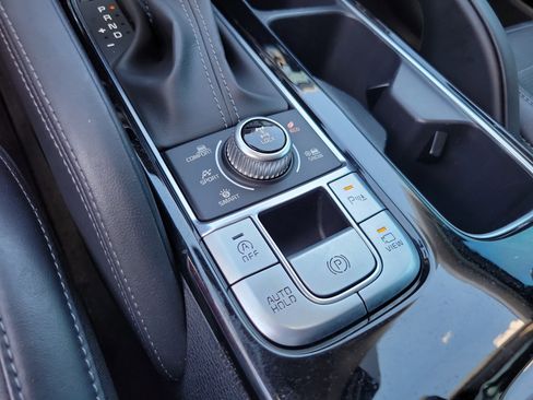 Used 2022 Kia Telluride SX w/ SX Prestige Package AWD/4WD image 18