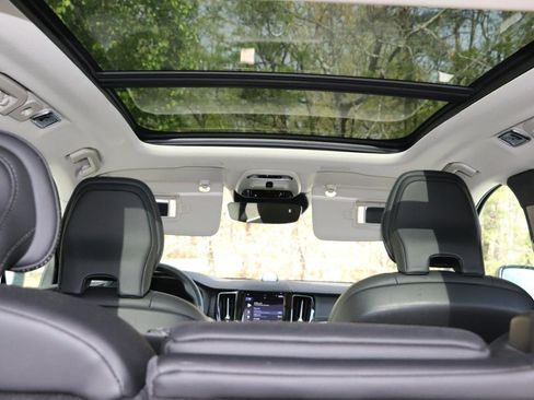 Used 2021 Volvo XC60 T6 Inscription w/ Advanced Package image 10