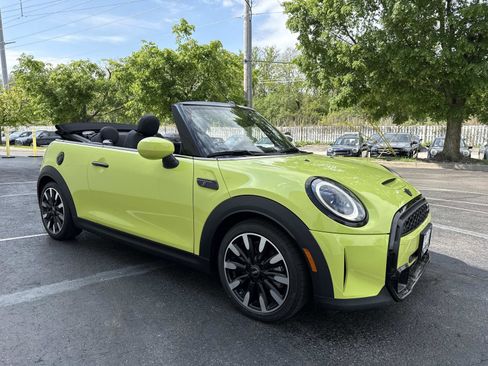 Certified 2024 MINI Cooper S FWD image 4