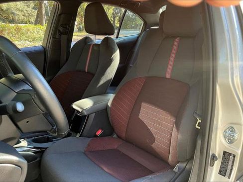 Certified 2024 Toyota Corolla SE image 18