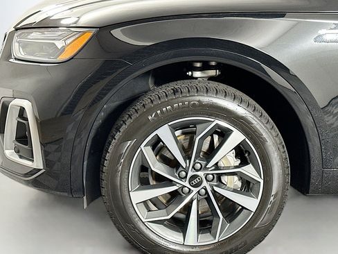 Used 2023 Audi Q5 2.0T Premium w/ Convenience Package AWD/4WD image 12