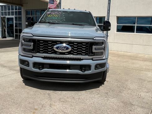Used 2026 Ford F450 Platinum AWD/4WD image 2