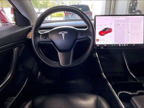 Used 2018 Tesla Model 3 Long Range RWD image 5