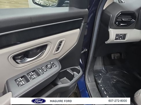 Used 2024 Honda Pilot Elite image 32