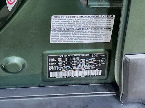 Used 2012 Subaru Outback 3.6R Limited image 34