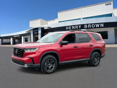 Used 2025 Honda Pilot TrailSport