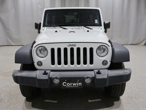 Used 2018 Jeep Wrangler Unlimited Sport S AWD/4WD image 6