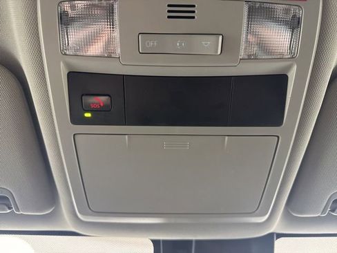 Used 2023 Toyota Tacoma SR5 w/ Technology Package image 14