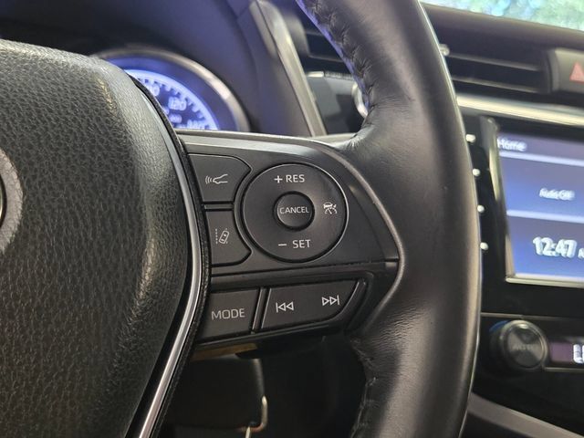 Used 2020 Toyota Camry SE FWD image 25