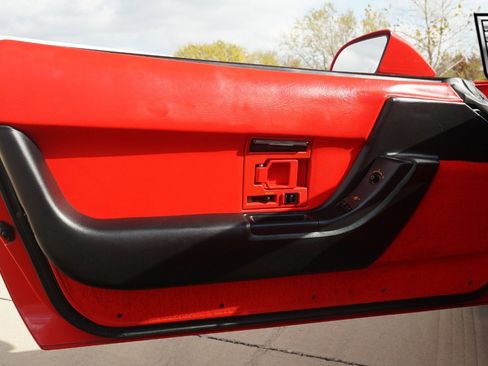 Used 1993 Chevrolet Corvette Coupe image 14