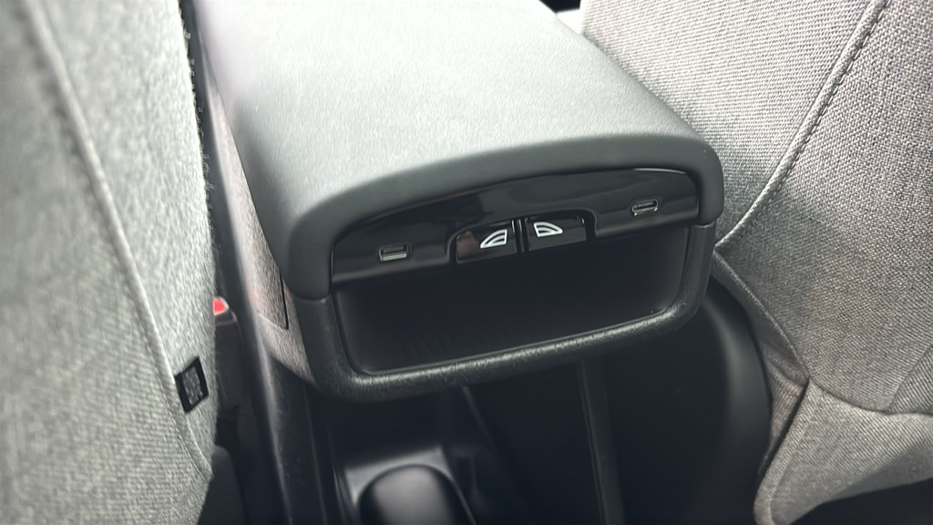 Used 2025 Volvo EX30 Ultra w/ Protection Package Premier AWD/4WD image 9
