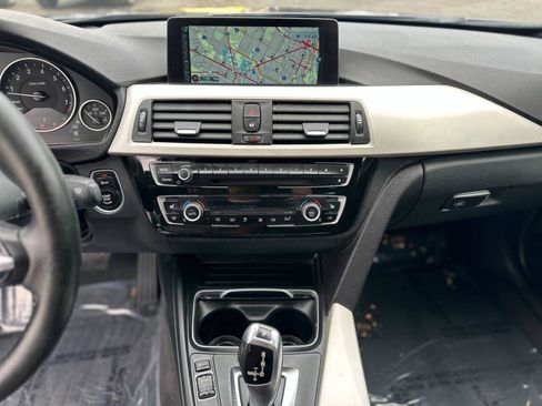 Used 2016 BMW 320i xDrive Sedan AWD/4WD image 27