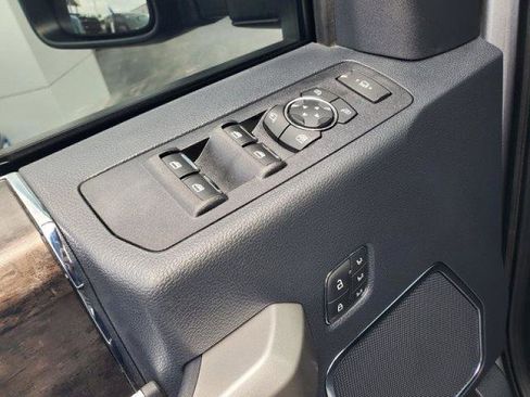 Certified 2022 Ford F250 Lariat w/ Lariat Ultimate Package image 14