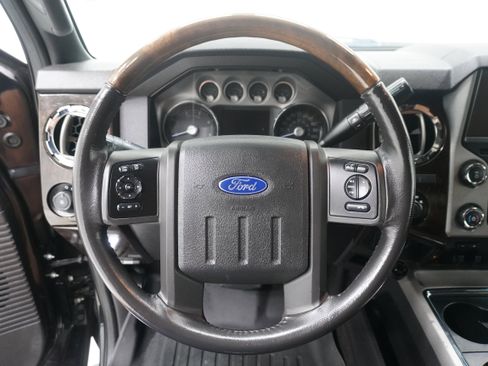 Used 2013 Ford F250 Platinum w/ FX4 Off Road Pkg AWD/4WD image 17