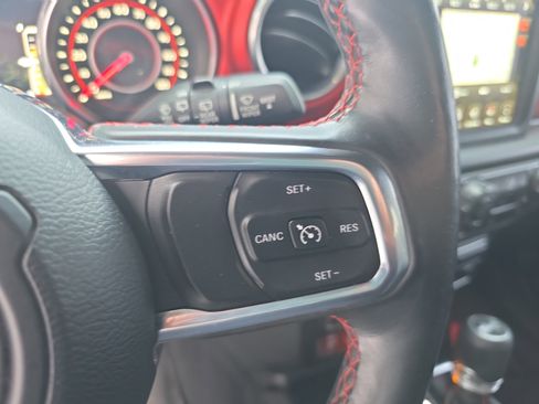 Used 2018 Jeep Wrangler Unlimited Rubicon image 21