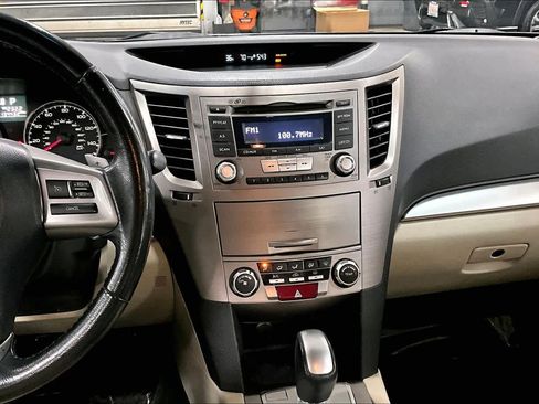 Used 2013 Subaru Legacy 2.5i Premium w/ All-Weather Pkg image 7